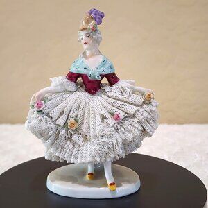 Antique Karl Ens Windmill Mark Victorian Dresden Lace Female Figurine 1919-1945